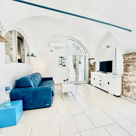 Hostdomus - Apartamento Varigotti