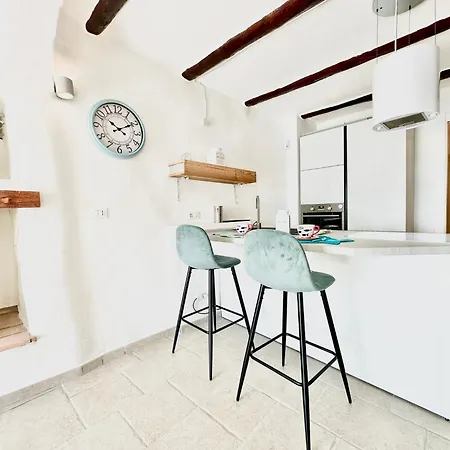 Hostdomus - * Varigotti