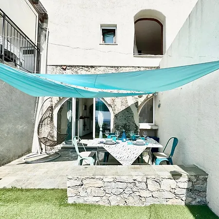 Hostdomus - * Varigotti