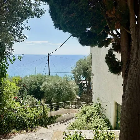 Apartamento Hostdomus - Varigotti